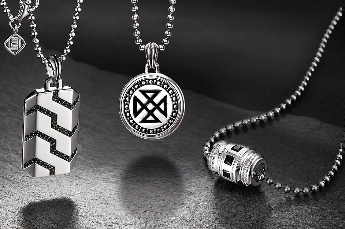 Les meilleurs colliers pour hommes : un guide 2021
