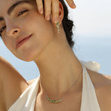 Boucles d'oreilles en argent péridot "Wisteria Whisper" Flower Bar