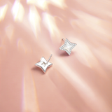 "Starlit Melody" Boucles d'oreilles en argent sterling avec perles blanches