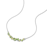 Collier en argent "Chuchotement de glycine" avec barre fleur péridot