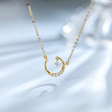 "Rêve Lunaire" Collier en Or Jaune 14K Lune Céleste Avec Diamant Cultivé en Laboratoire 0.076CTTW