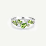 Bague en argent péridot "Wisteria Whisper" Flower