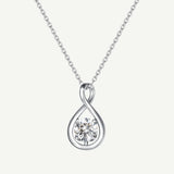 "Étreinte Infinie" Pendentif en Argent Sterling avec Symbole Infini et Pierre de Naissance d'Avril Zircon Cubique - Argent