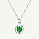 "Étreinte Infinie" Pendentif en Argent Sterling avec Symbole Infini et Pierre de Naissance de Mai Émeraude - Argent