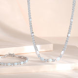 "Glamour Radiance" Collier en argent sterling avec opale blanche taillée fantaisie d'octobre