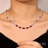 "Glamour Radiance" Collier en argent sterling avec rubis taillé fantaisie de juillet