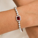 FANCIME "Axis" Rubis Taille Radiante Pierre de naissance de juillet Bracelet de tennis en argent sterling