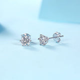 Boucles d'oreilles en argent sterling FANCIME Six Prong 1cttw Moissanite
