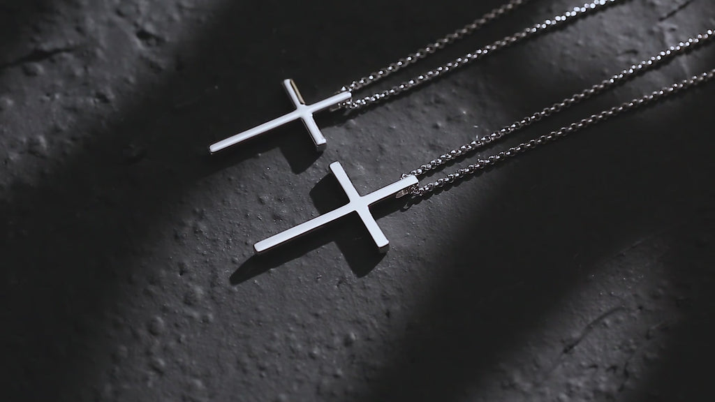 FANCIME Medium Polishing Cross Sterling Silver Necklace Video