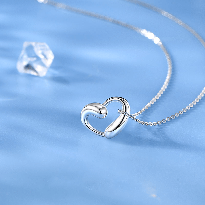 FANCIME "Strings Attached" Promise Sterling Silver Necklace Detail