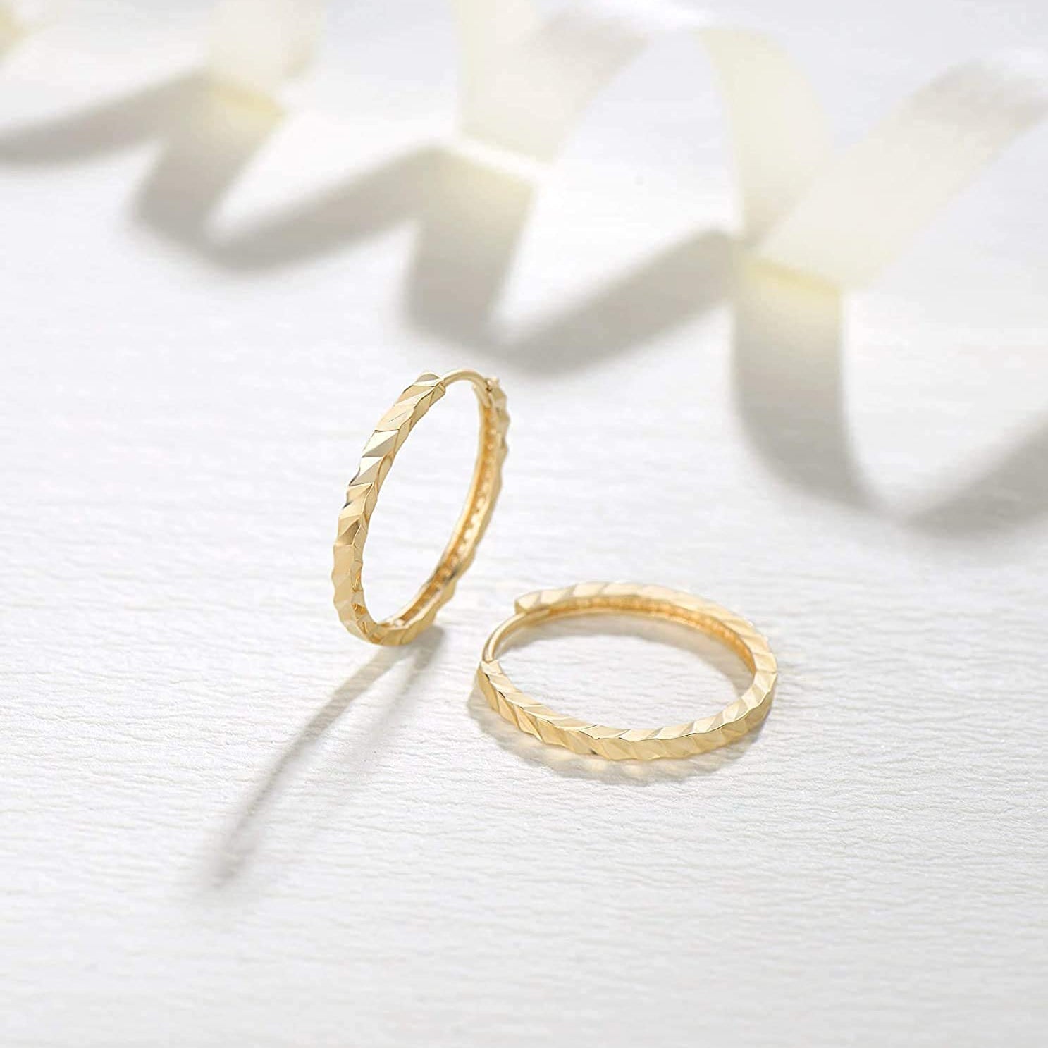 FANCIME Elegant Huggie 14K Yellow Gold Hoop Earrings Show